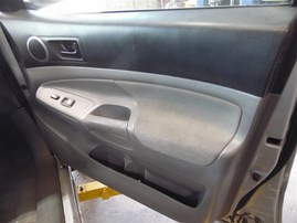2005 Toyota Tacoma Silver SR5 Crew Cab 4.0L AT 2WD #Z24762